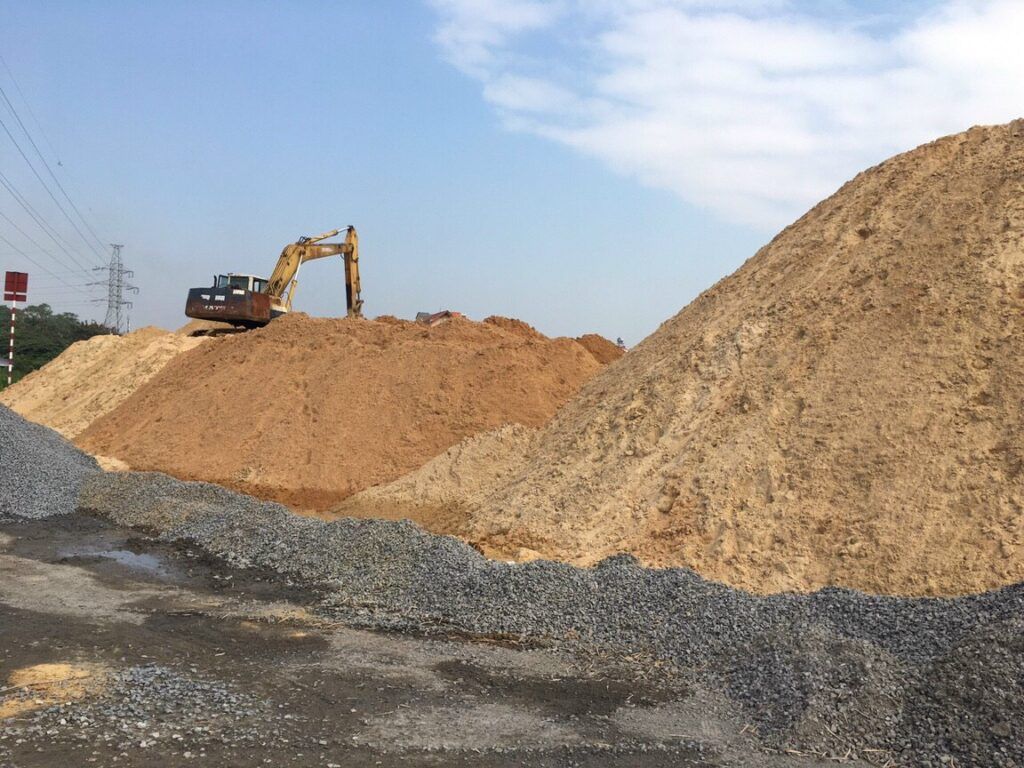 Filling Sand